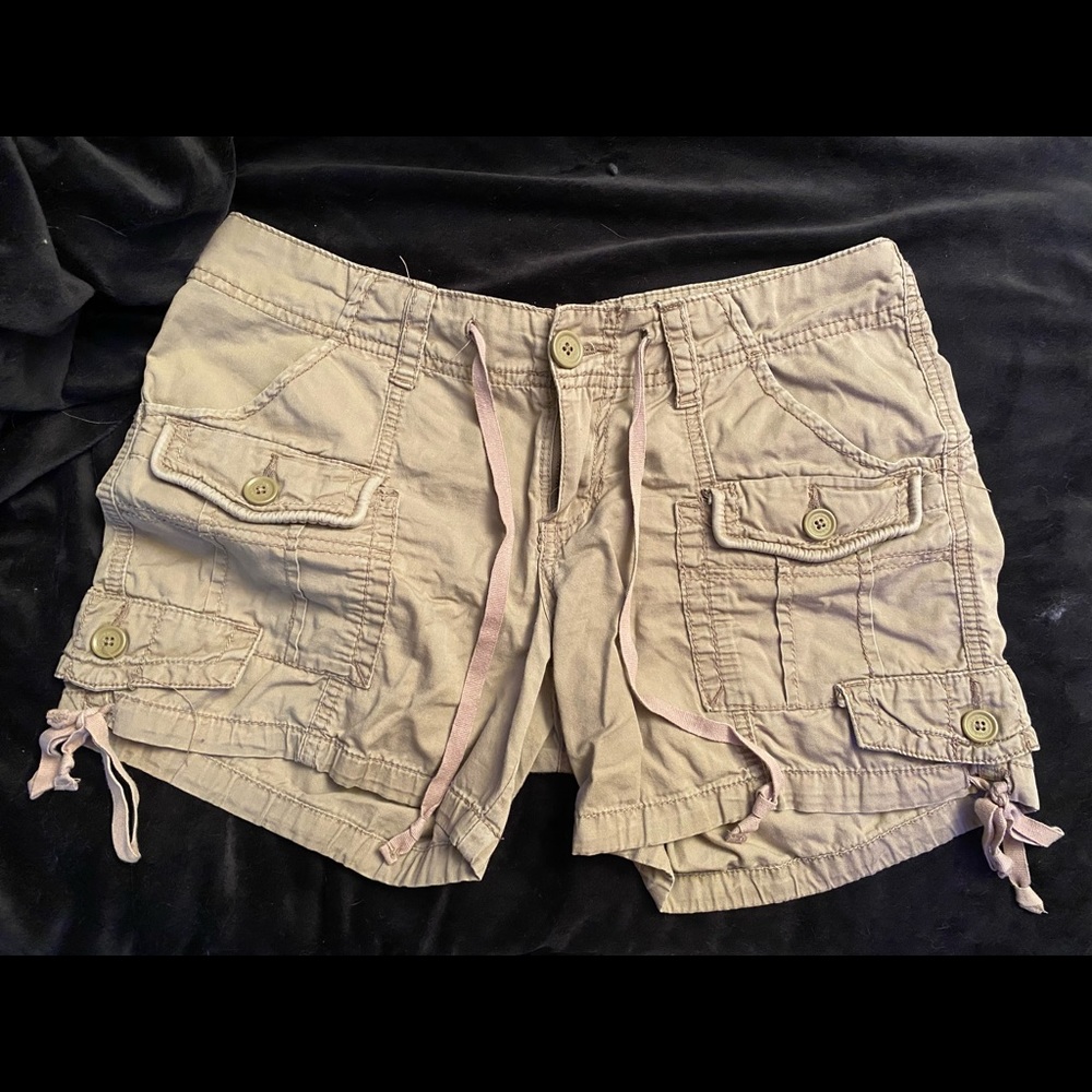 UnionBay Kaki Cargo Shorts Size 5 in Juniors